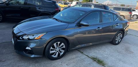 Nissan Altima 2020