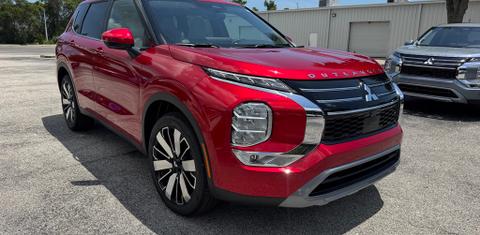 Mitsubishi Outlander 2025