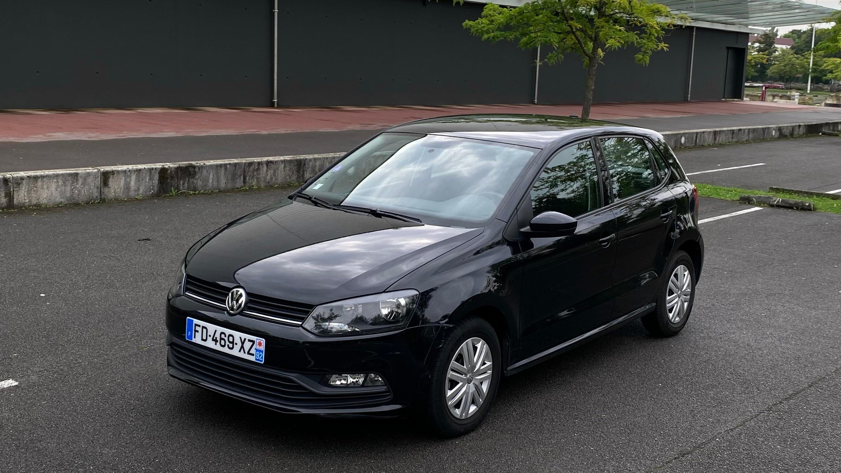 Volkswagen POLO 2016 à Saint-Ouen-sur-Seine