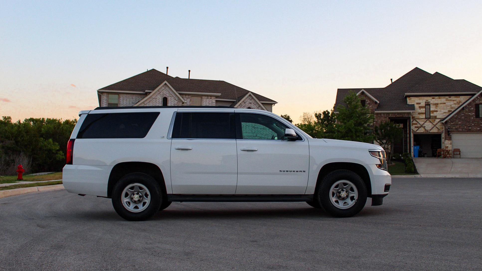 Chevrolet Suburban 2015 in 