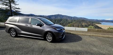 Toyota Sienna 2023