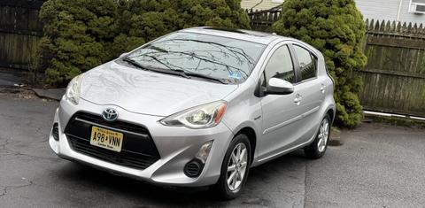 Toyota Prius c 2015