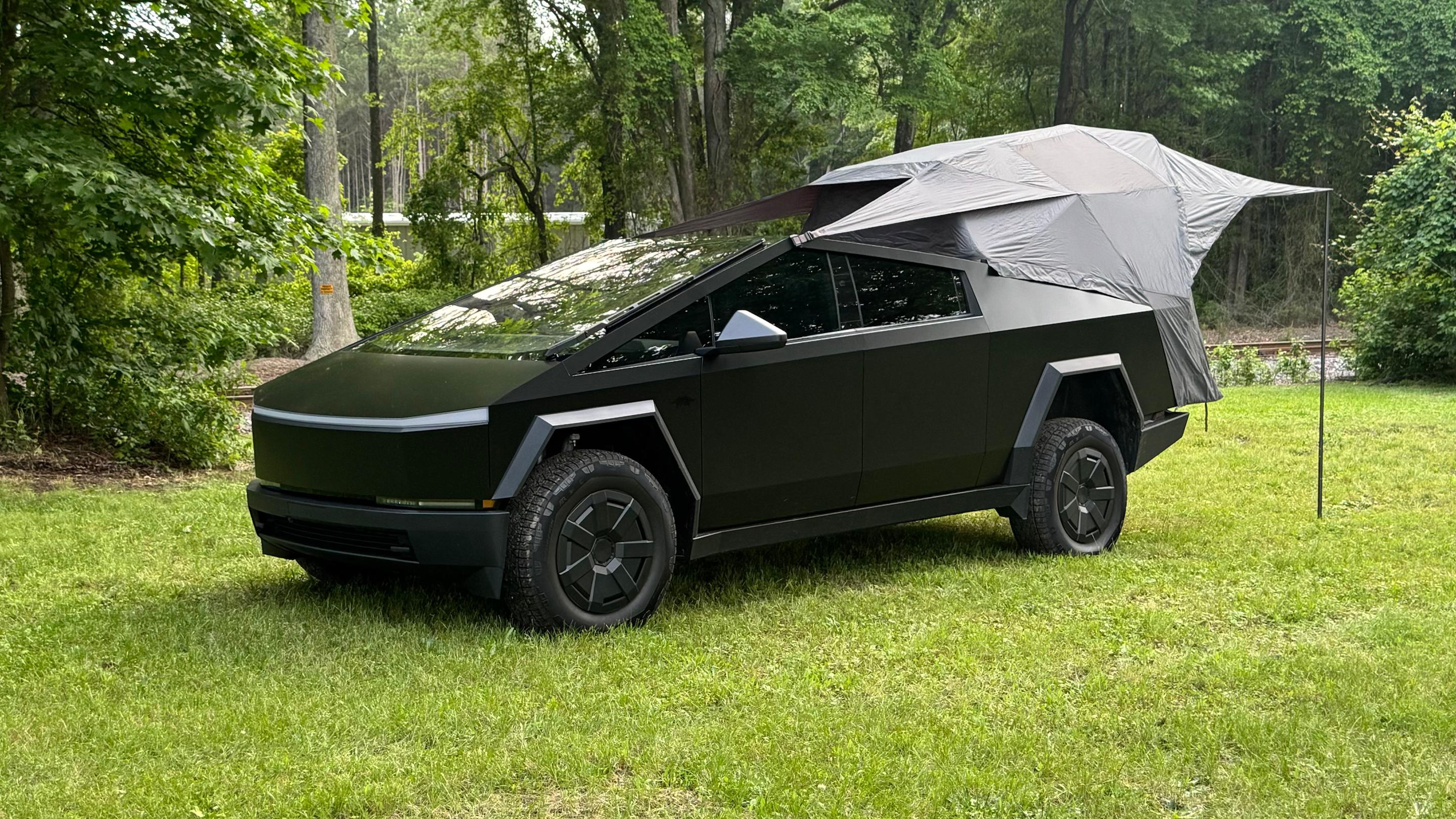 Tesla Cybertruck 2025 in Salisbury, NC