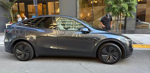 Tesla Model Y 2026