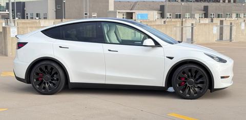 Tesla Model Y 2022