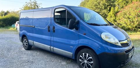 Opel VIVARO 2011
