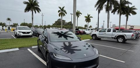 Tesla Model 3 2025