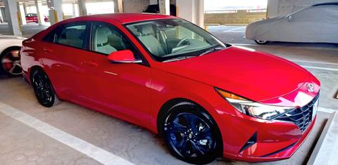 Hyundai Elantra 2023