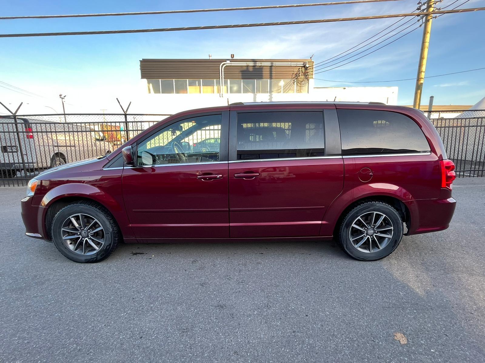 Dodge Grand Caravan 2017 à 