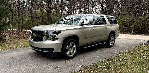 Chevrolet Suburban 2015