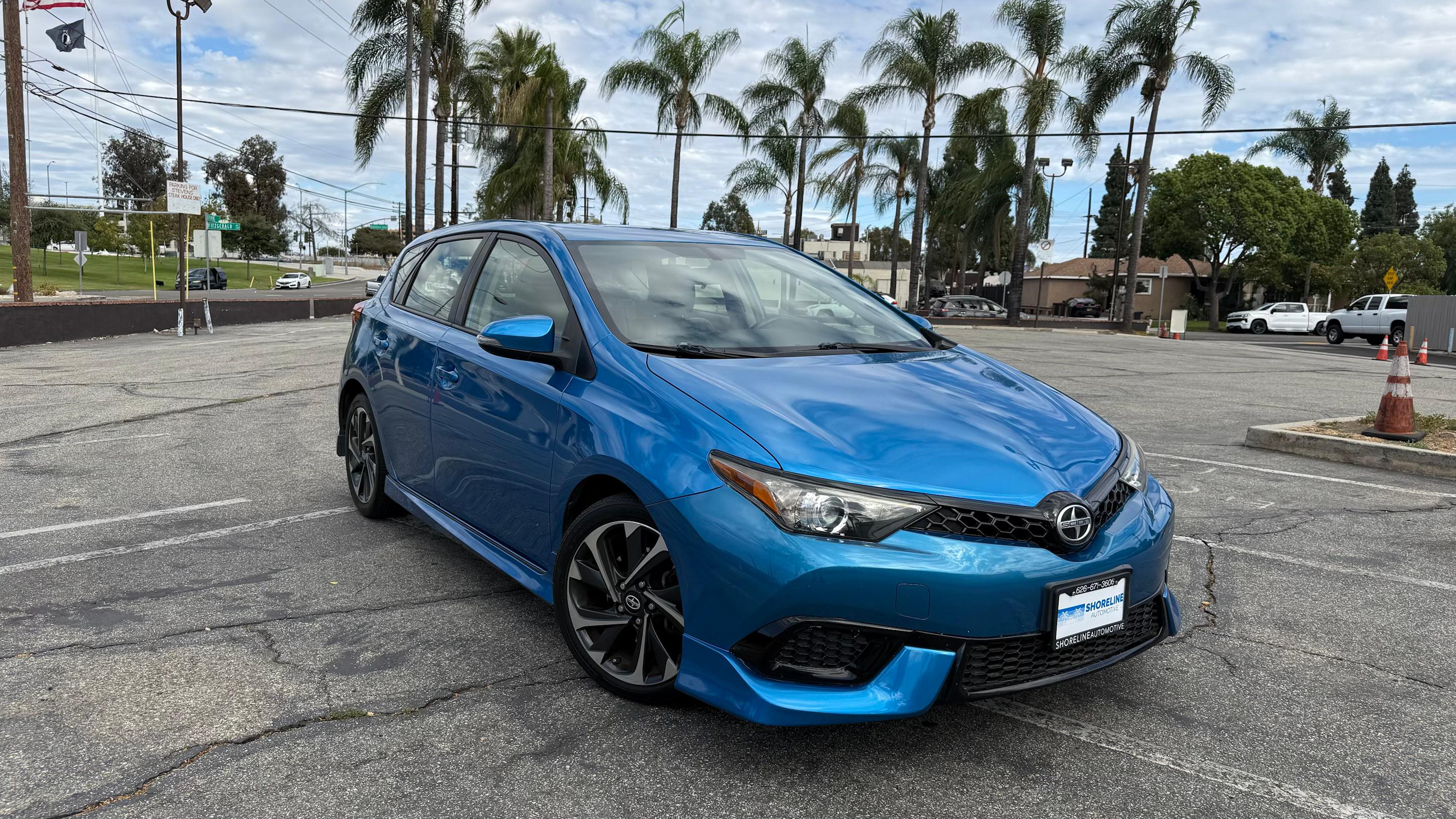 Scion iM 2016 in Commerce, CA
