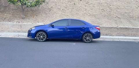 Toyota Corolla 2015