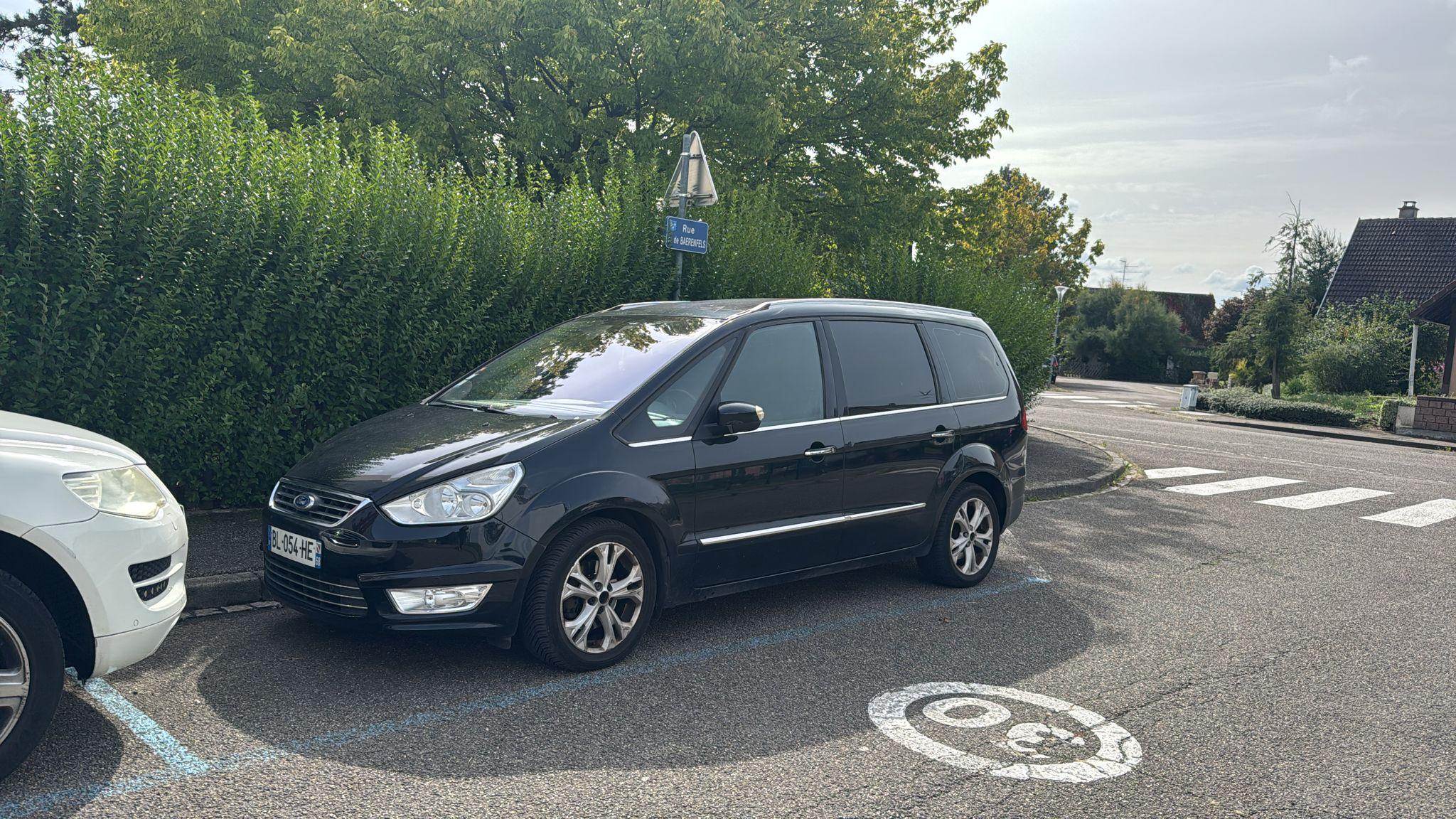 Ford GALAXY II 2011 à Saint-Louis