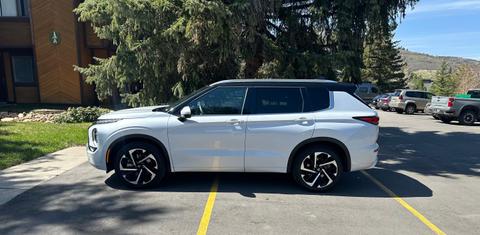 Mitsubishi Outlander 2024