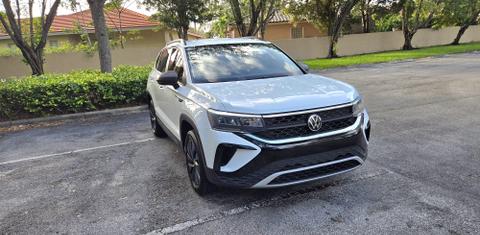 Volkswagen Taos 2022