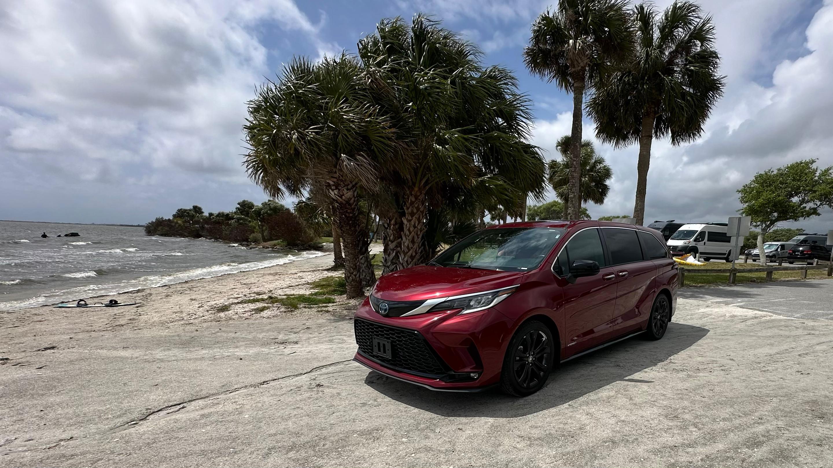 Toyota Sienna 2021 in Nashville, TN