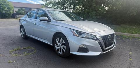 Nissan Altima 2019