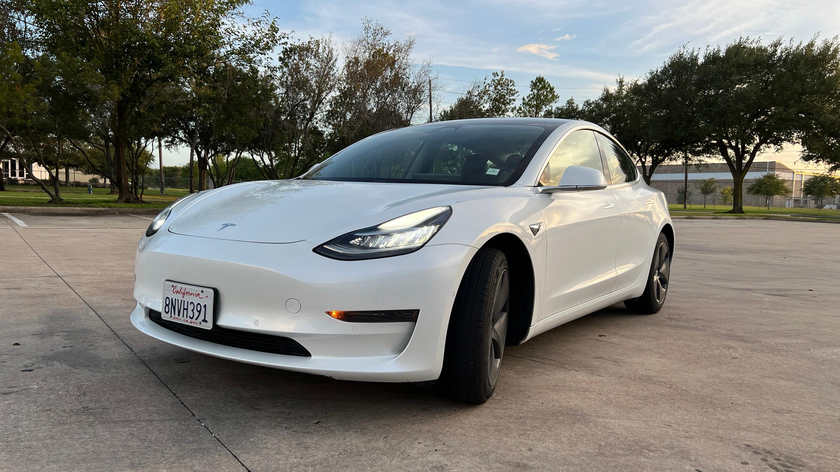 Tesla Model 3 2020 in Sacramento, CA