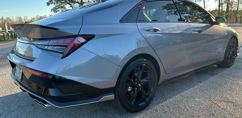 Hyundai Elantra 2025