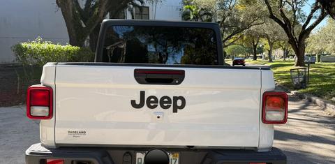 Jeep Gladiator 2025