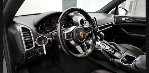 Porsche Cayenne 2016