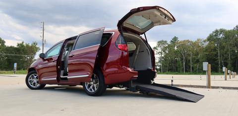 Chrysler Pacifica 2017