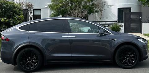 Tesla MODEL X 2018