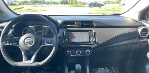 Nissan Versa 2021