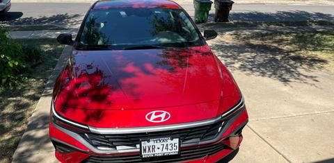Hyundai Elantra 2025