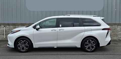 Toyota Sienna 2024