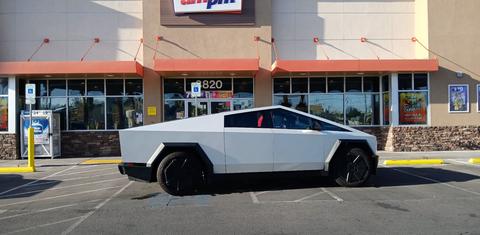 Tesla Cybertruck 2024