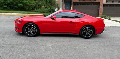 Ford Mustang 2024