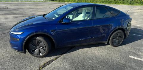 Tesla Model Y 2026