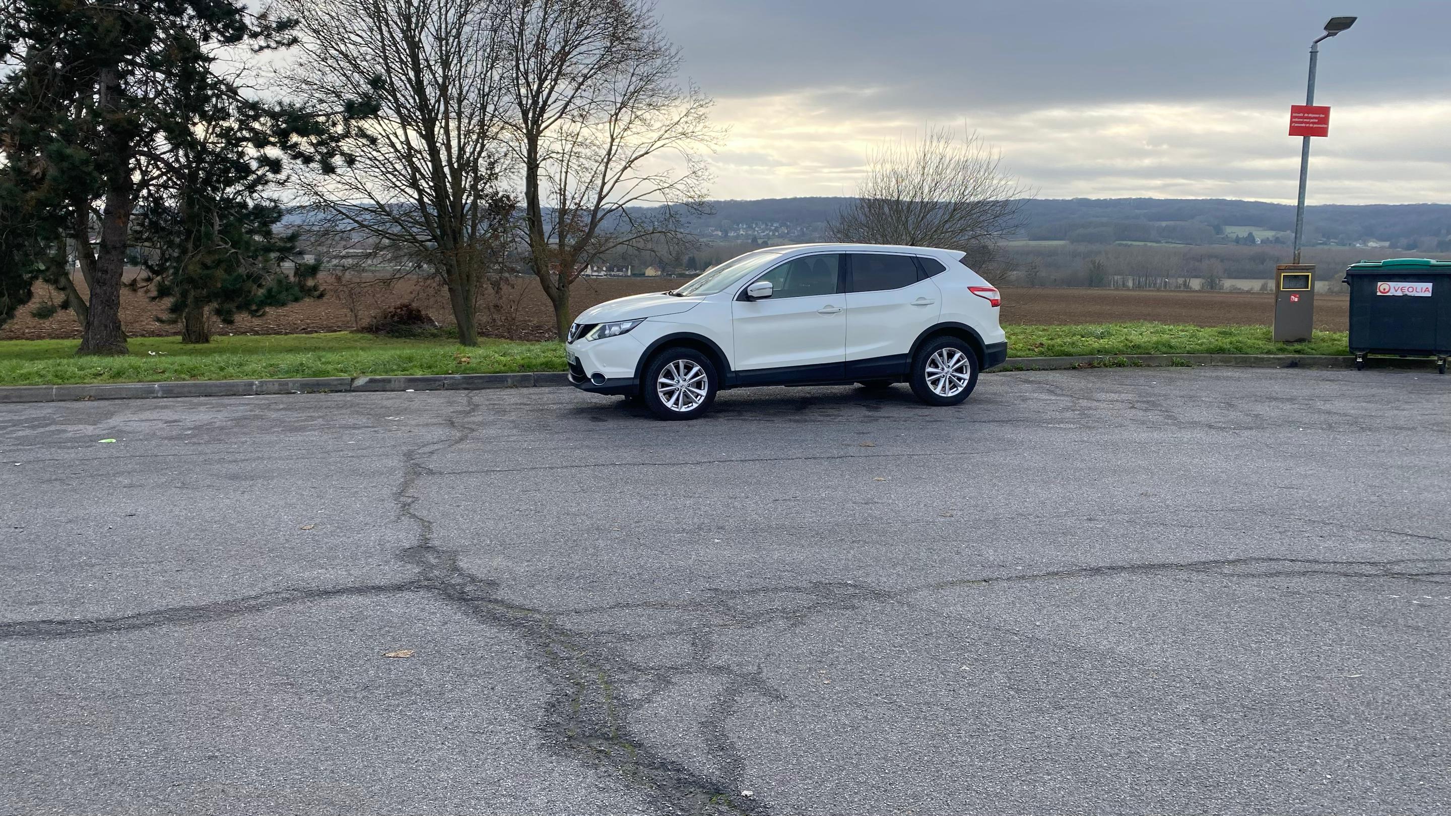 Nissan QASHQAI 2014 à Persan