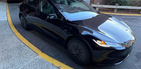 Tesla Model 3 2025
