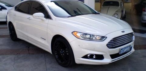Ford Fusion Hybrid 2014