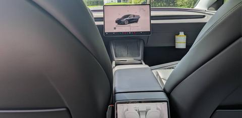Tesla Model 3 2025