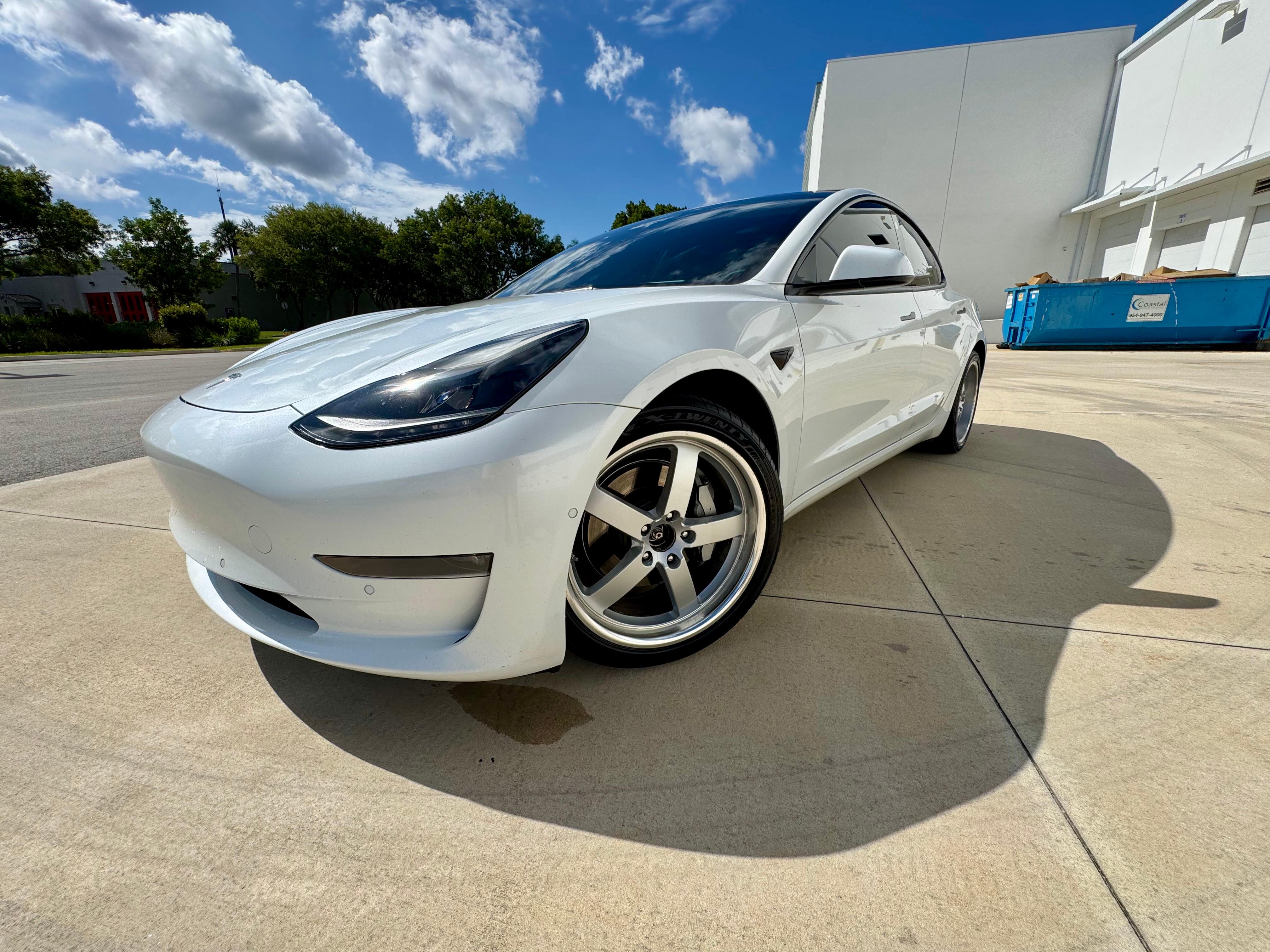 Tesla Model 3 2022 in 