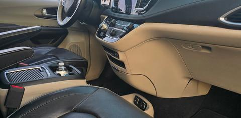 Chrysler Pacifica 2018