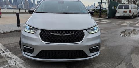 Chrysler Pacifica 2024