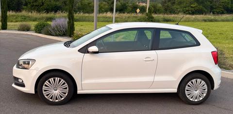 Volkswagen POLO 2016