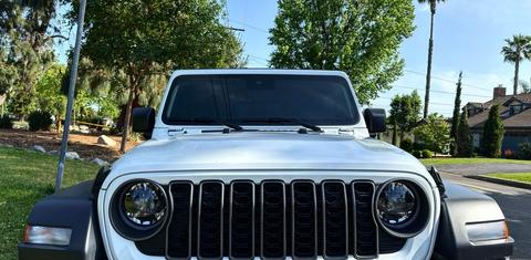 Jeep Wrangler 2024