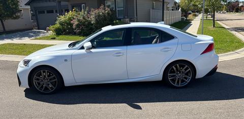 Lexus IS 2018