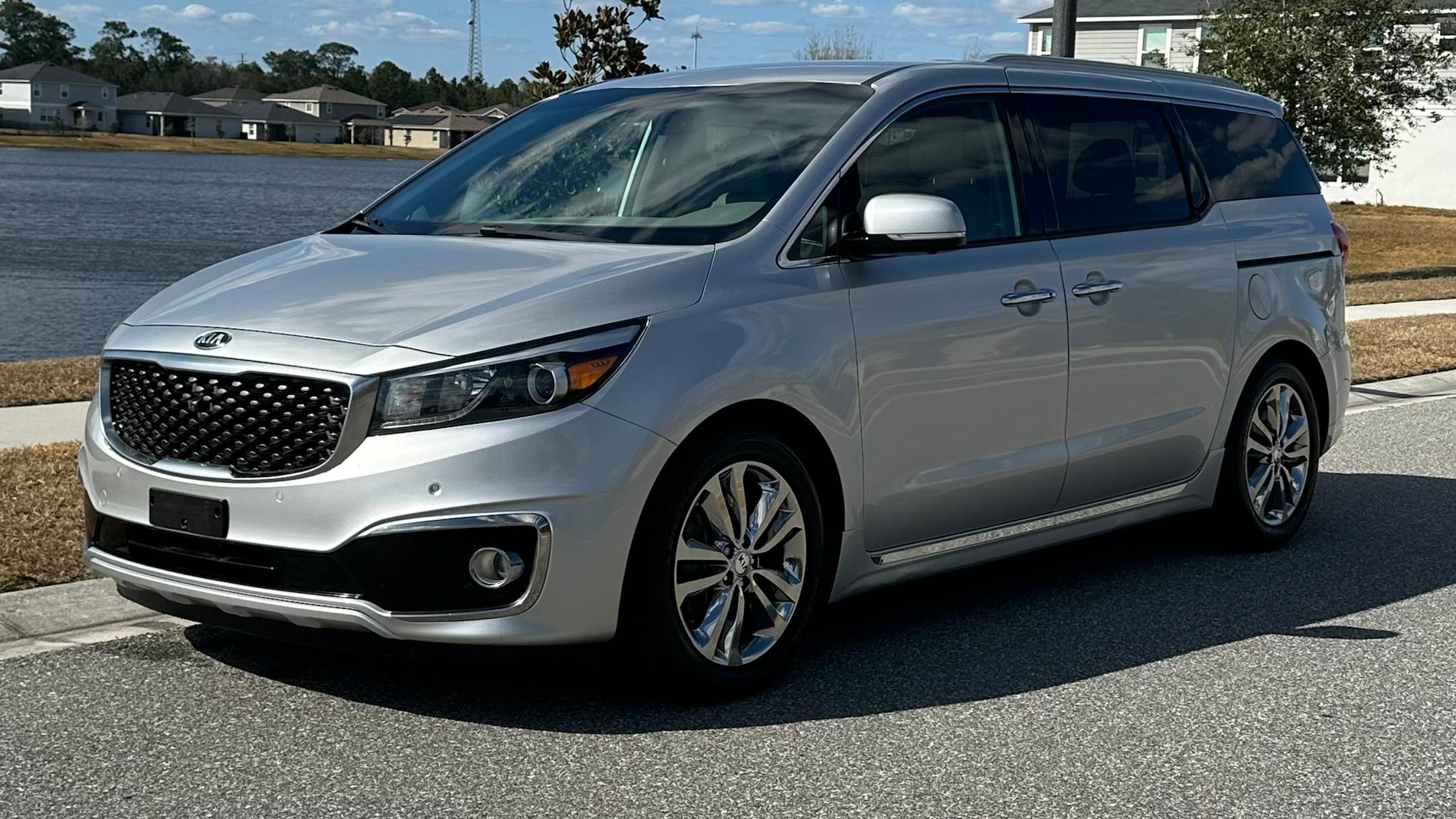 Kia Sedona 2016 in Kissimmee, FL