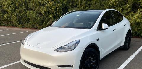 Tesla Model Y 2022