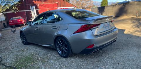 Lexus IS 2019