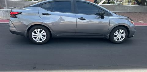 Nissan Versa 2020