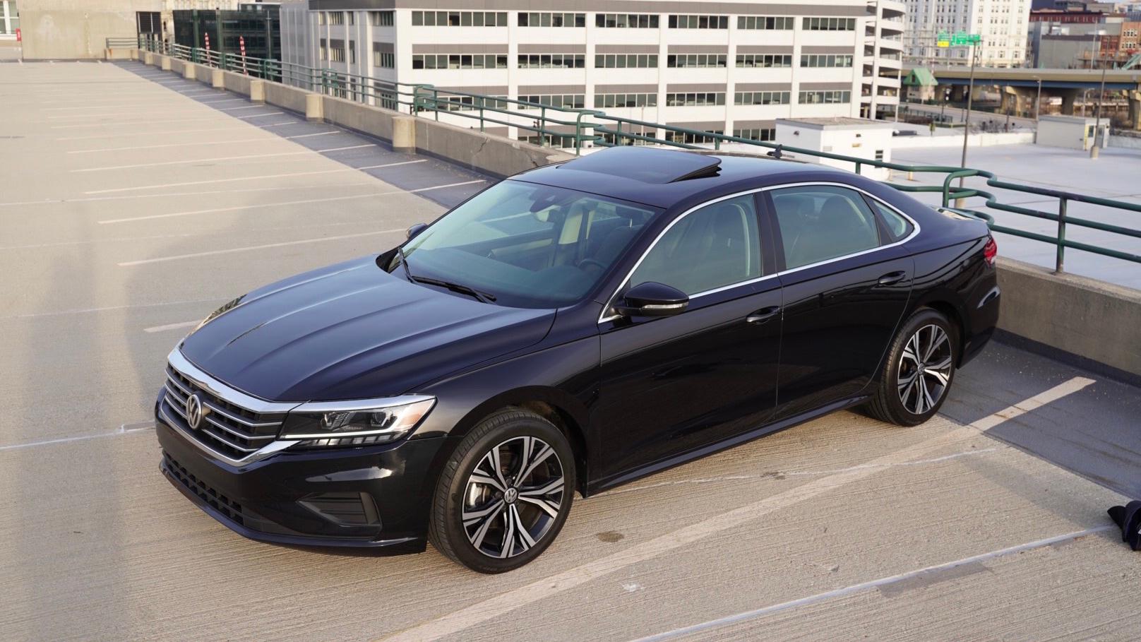 Volkswagen Passat 2021 in Milwaukee, WI