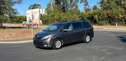 Toyota Sienna 2017