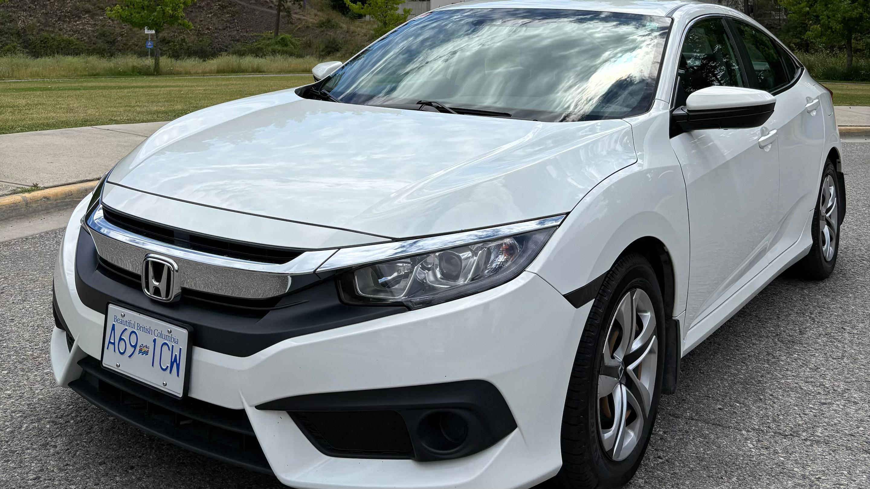 Honda Civic 2017 in Kelowna, BC